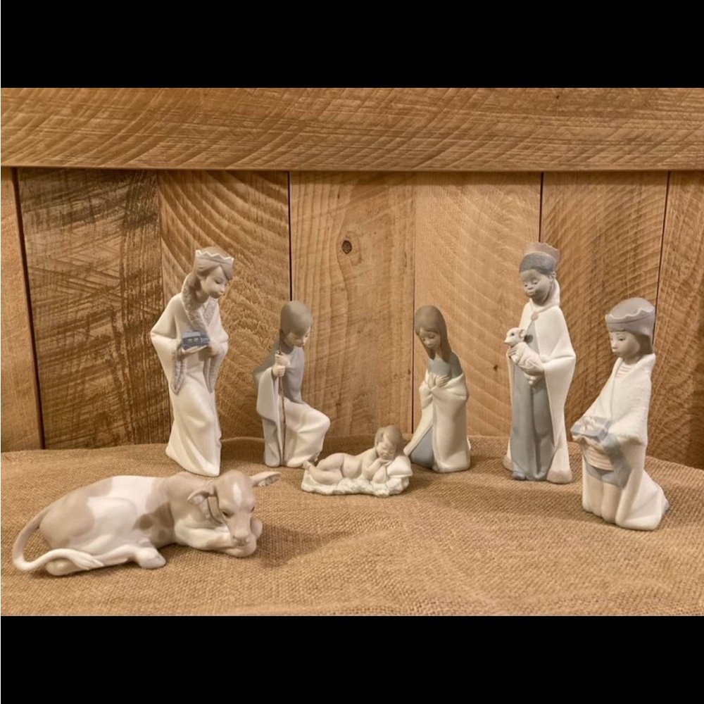 Vintage Lladro Nativity Set